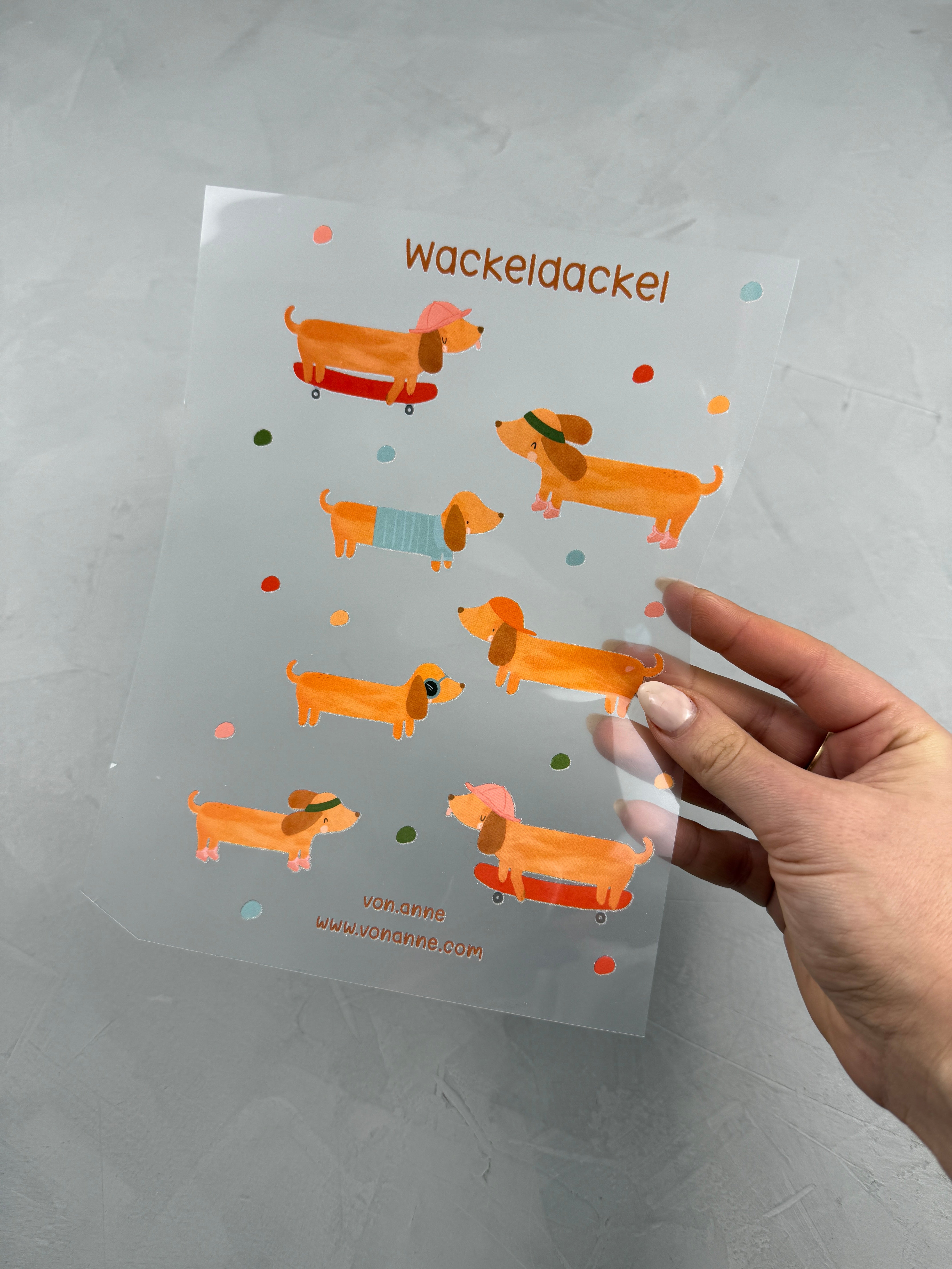 Bügelbildbogen - Wackeldackel