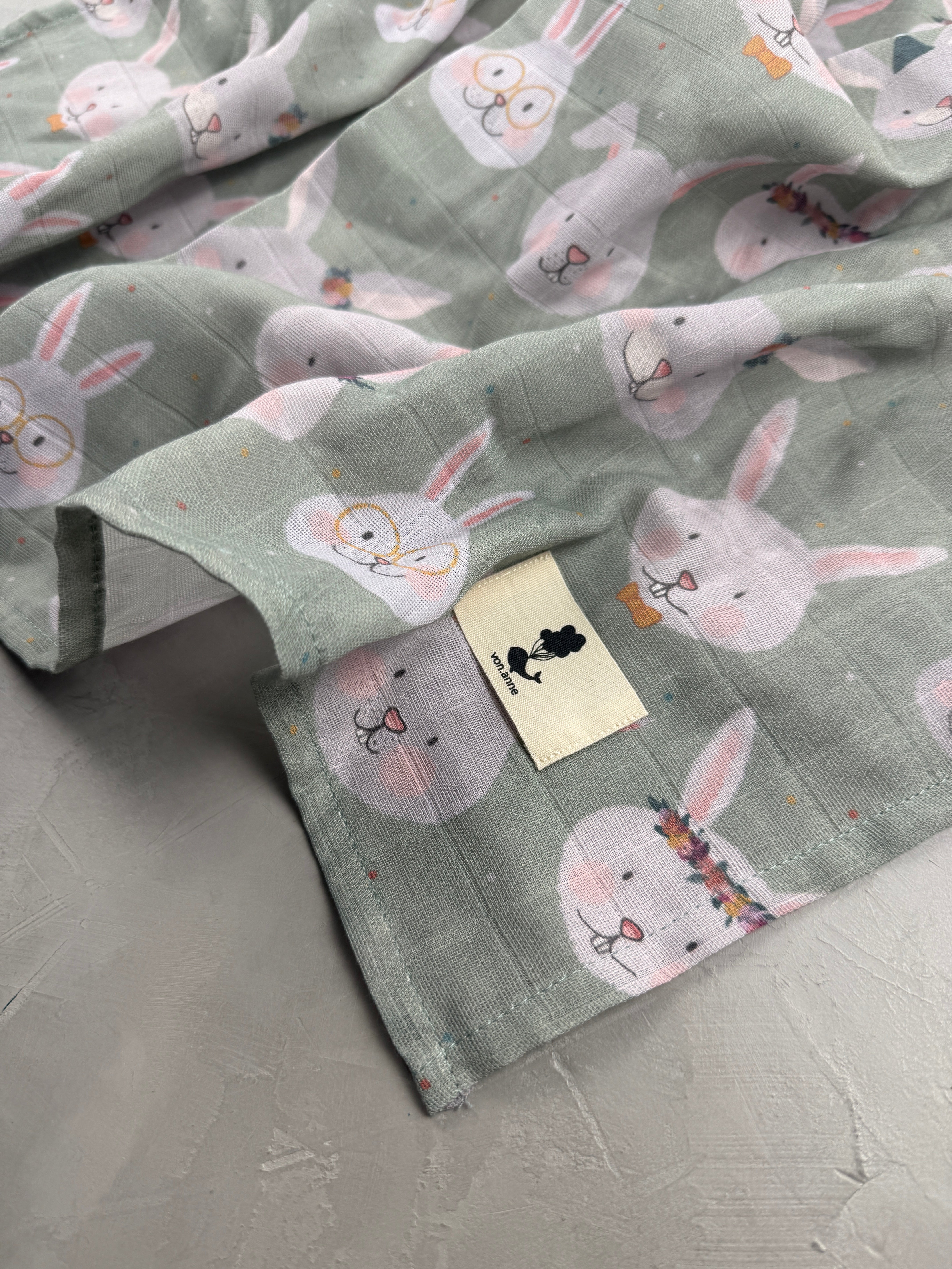 Musselinswaddle - Hasen-WG (80x80 cm)