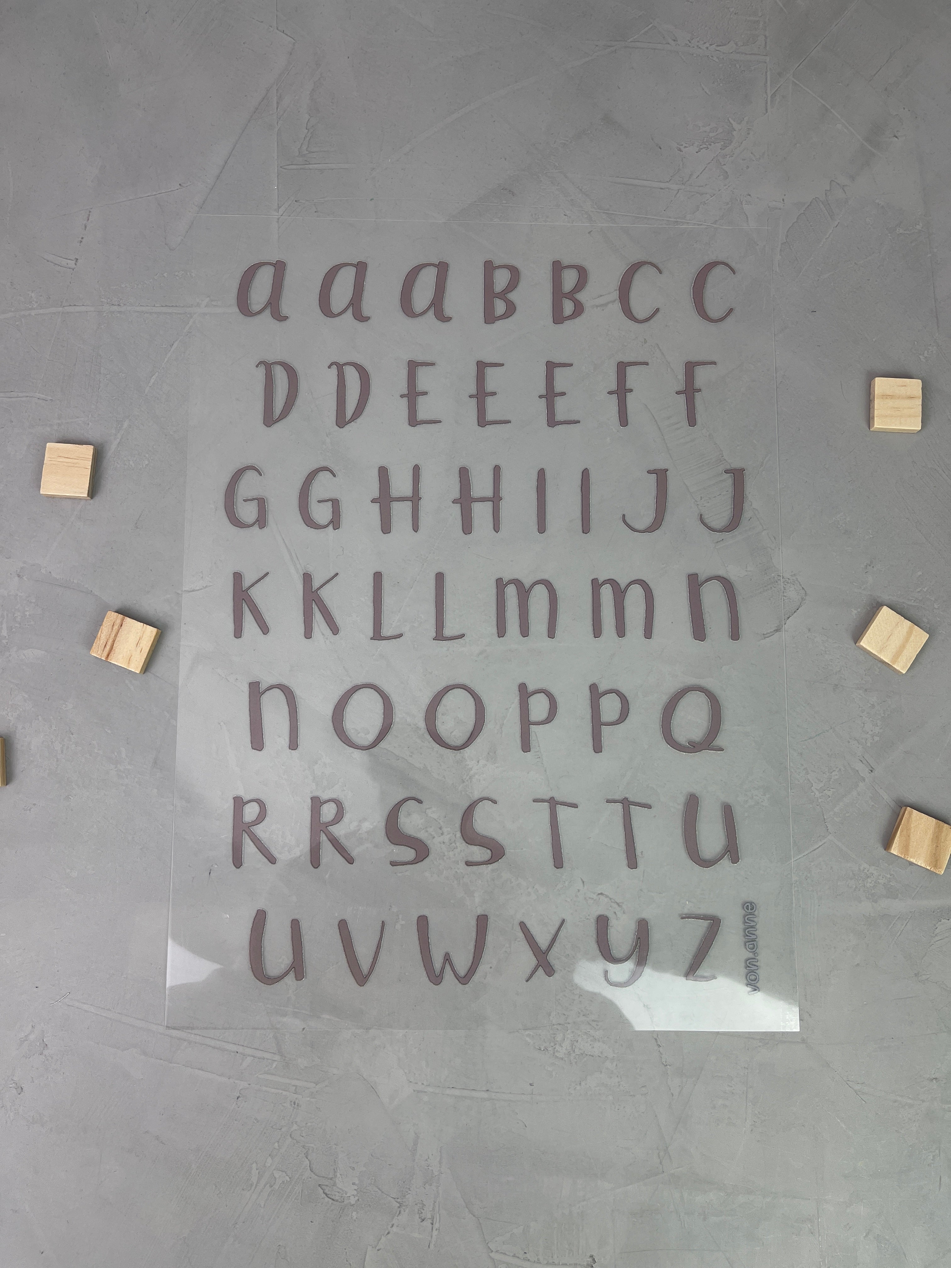 Bügelbild "graues Alphabet"