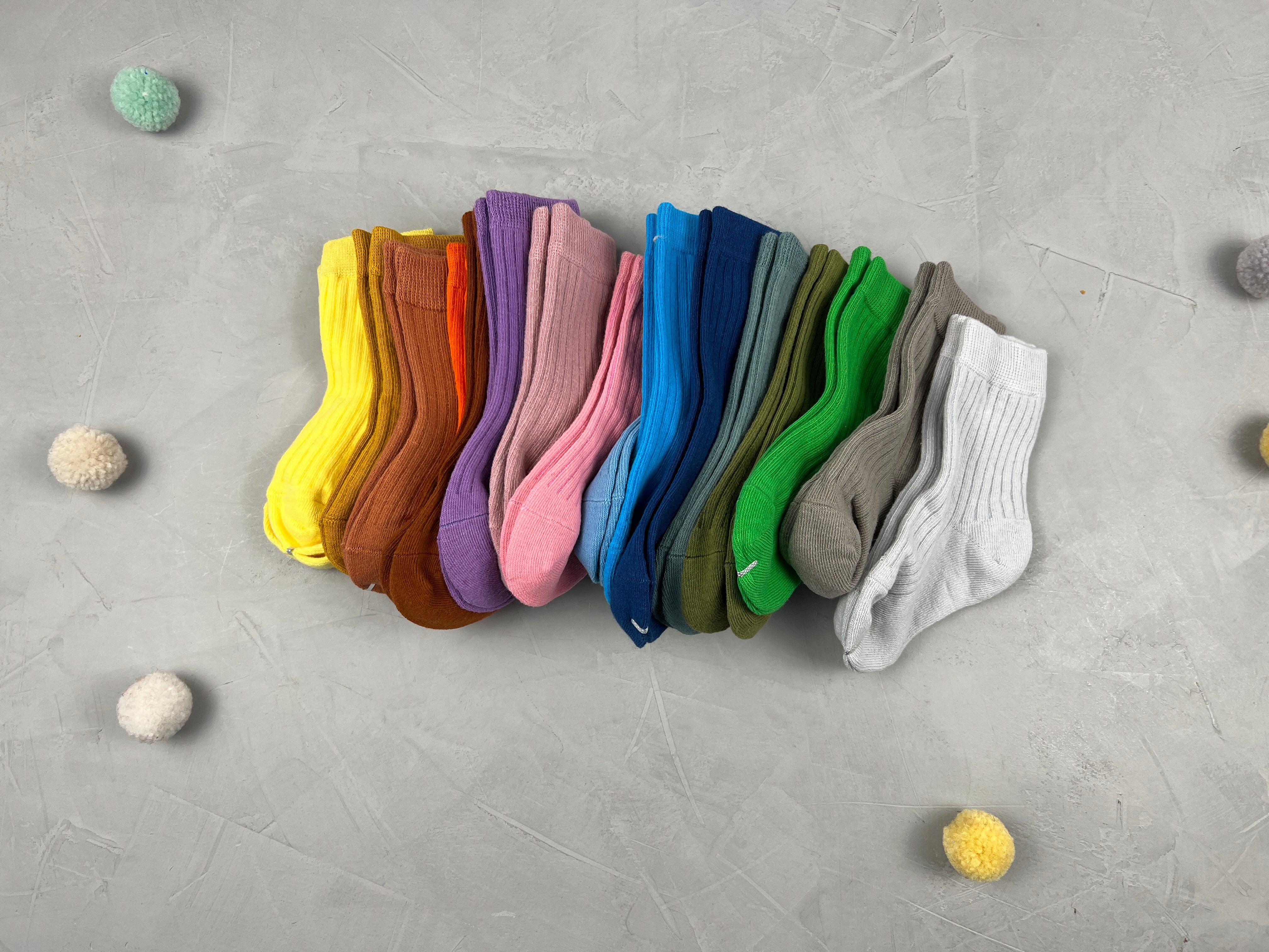 einfarbige Rib-Socken (1-3/3-5 J)