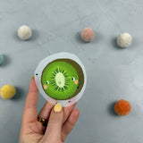 mittleres Bügelbild - Haare auf den Zähnen