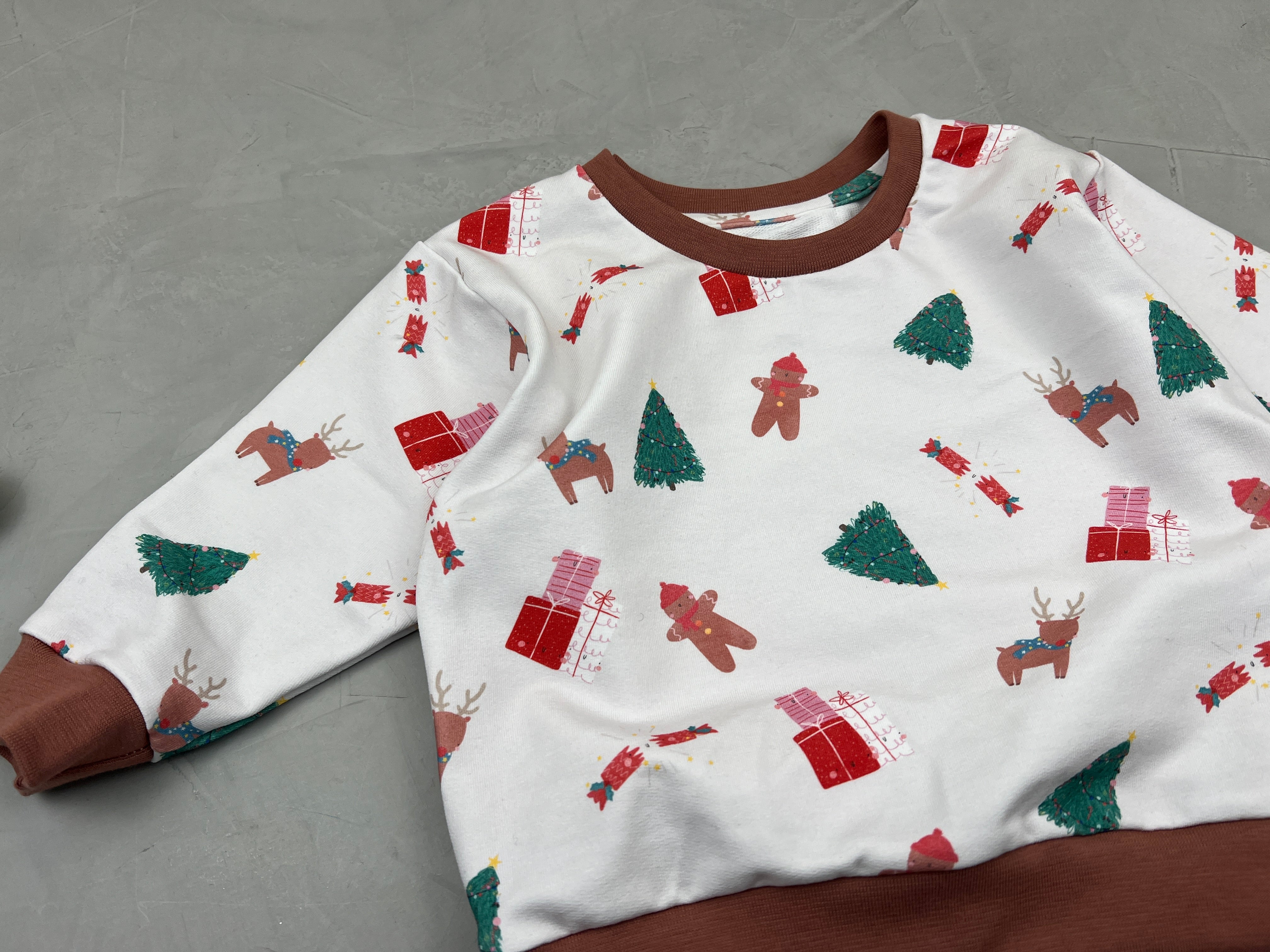 Oversize Sweatshirt - Früher war mehr Lametta (9-12 M)