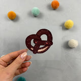 kleines Bügelbild -  Aufgebrezelt