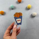 kleines Bügelbild -  Inmitten von Fritten