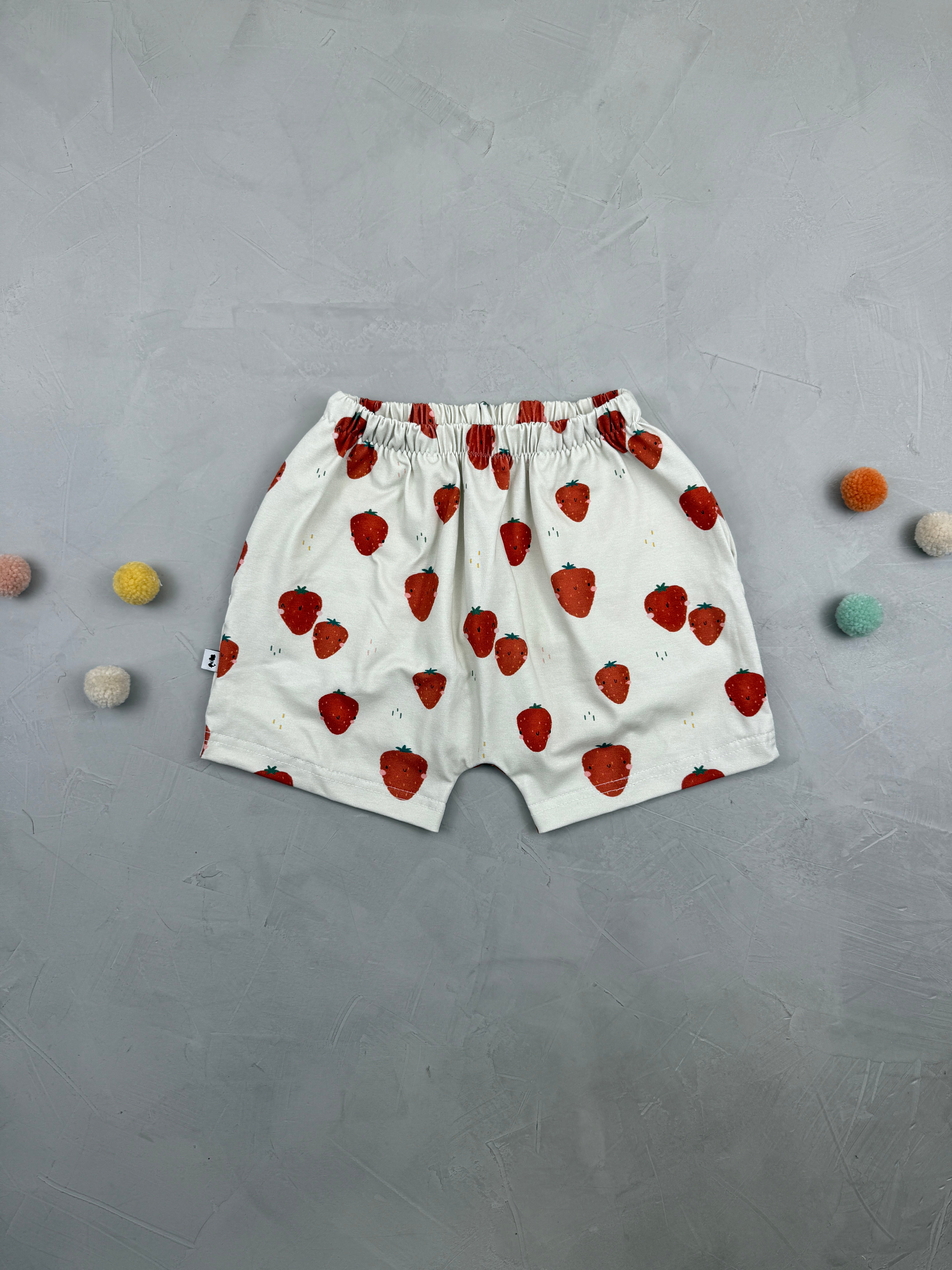 Easy Fit Shorts - Unentbeerlich (Gr. 110/116)