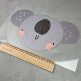 großes Bügelbild - Koala/Verlegen im Regen