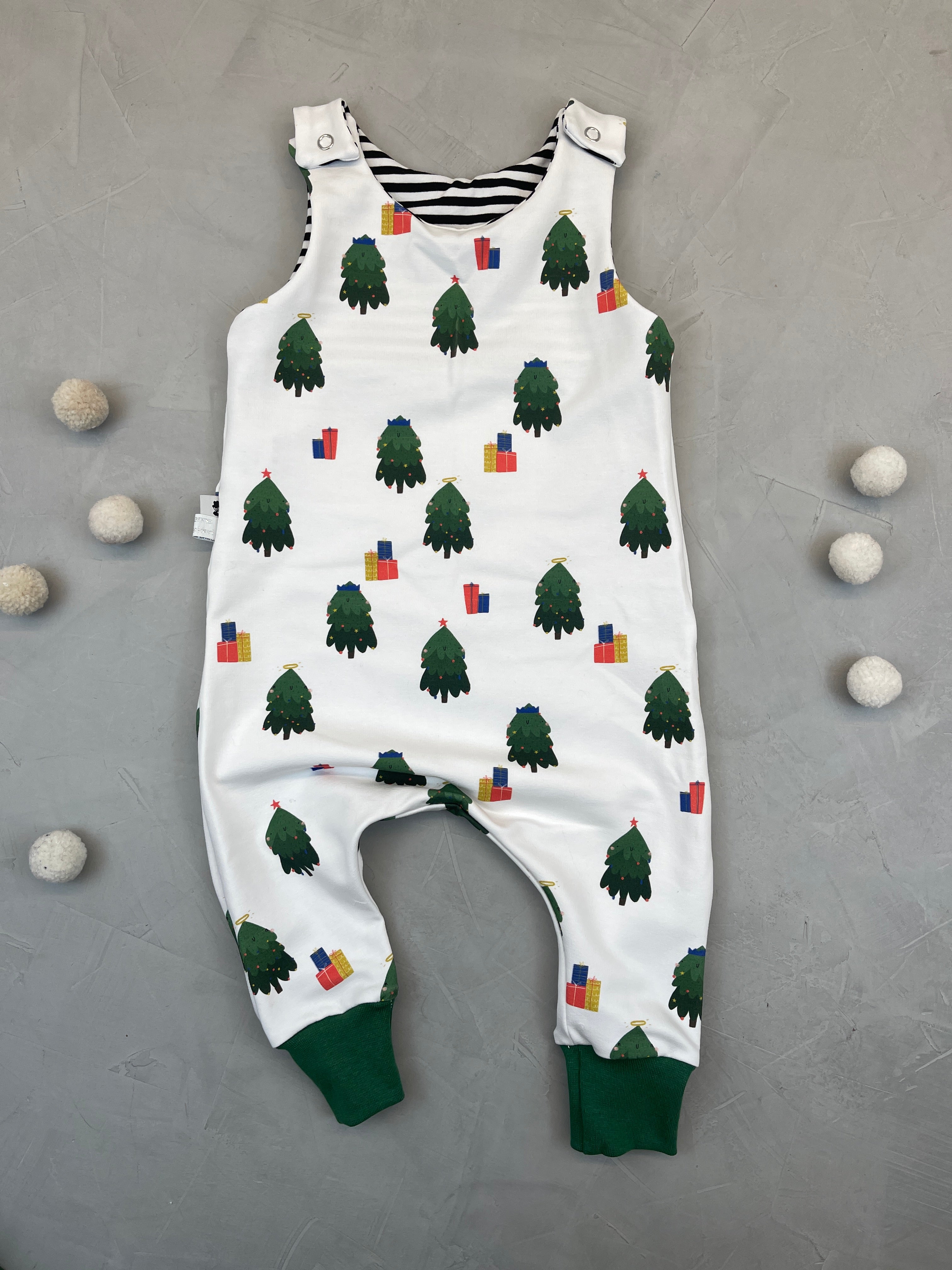 Harem Romper - Oh Tannenbaum (6-9 M)