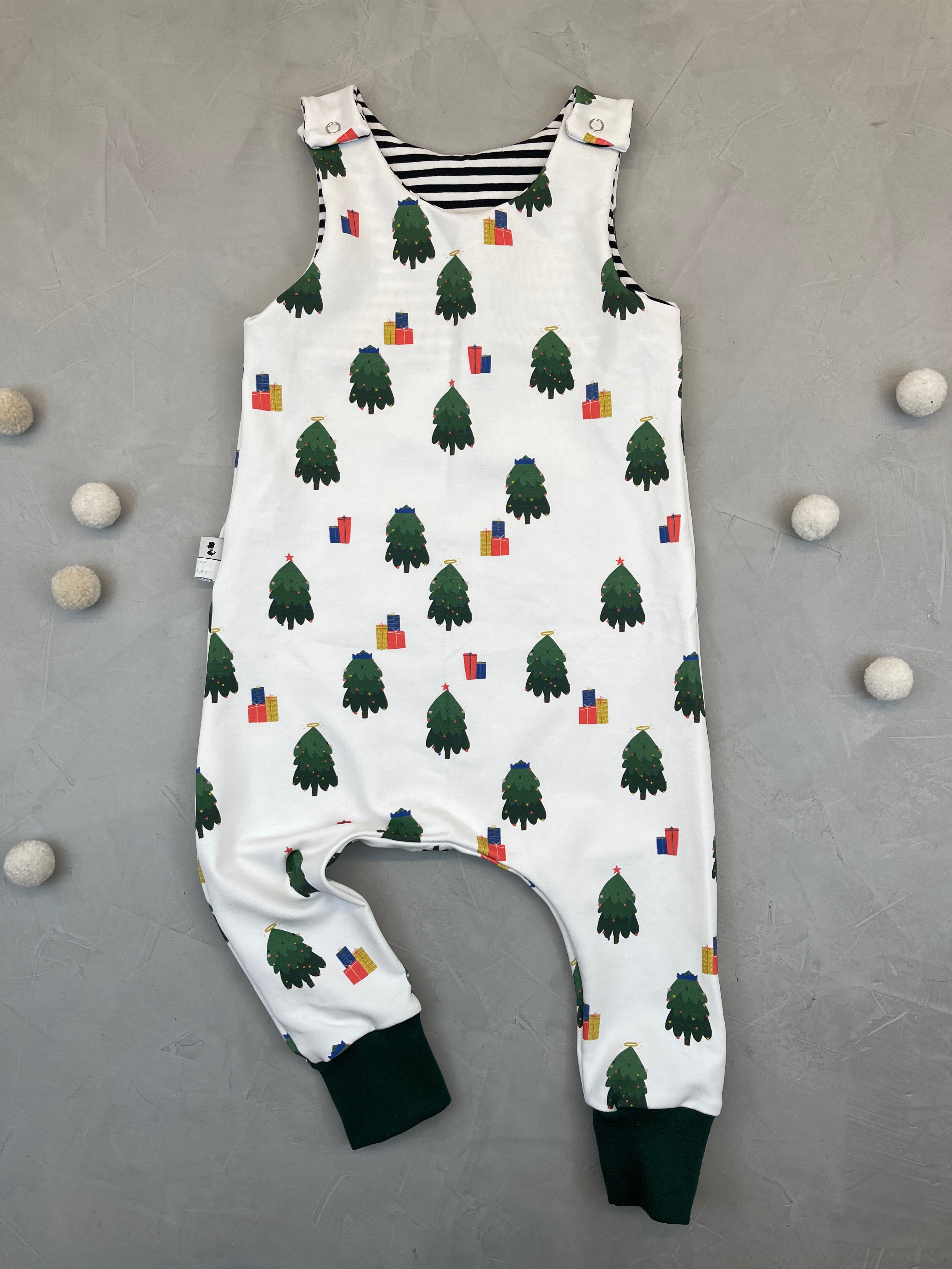 Harem Romper - Oh Tannenbaum (12-18 M)